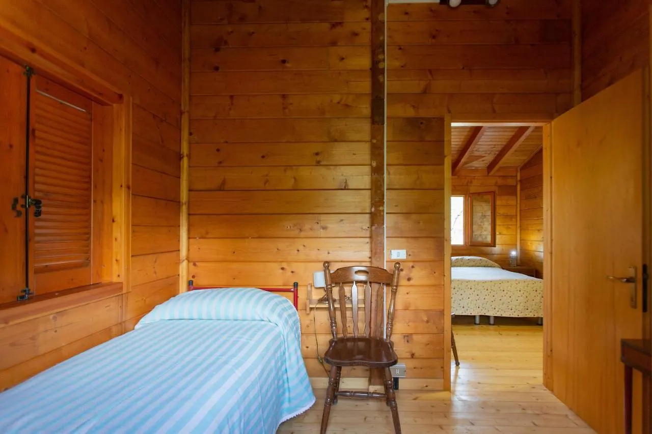 Chalet Tra Gli Ulivi: • Giardino • Wifi • A/C • Bbq Βίλα Capri Leone 0*,
